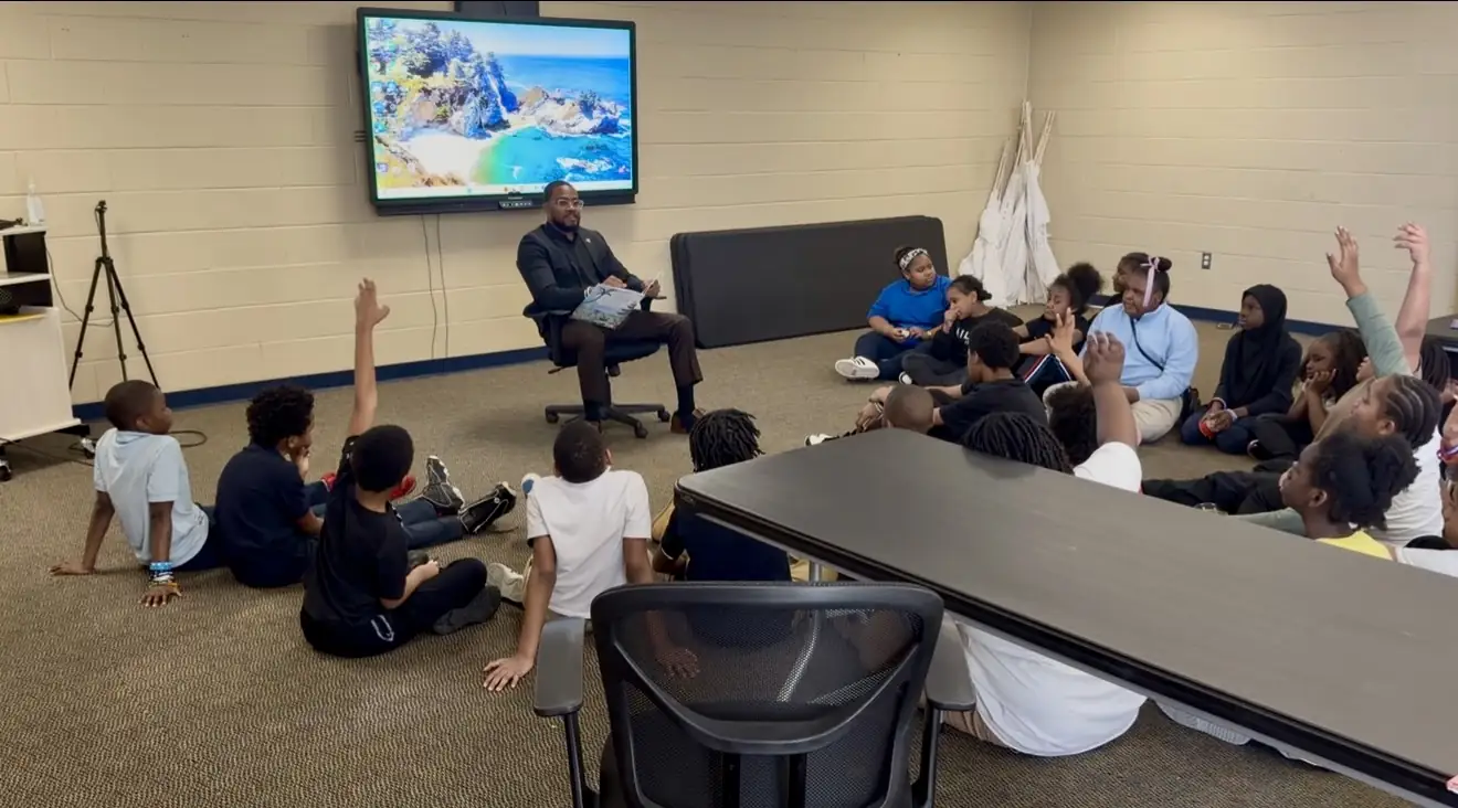 Darell Brown leading a community workshop